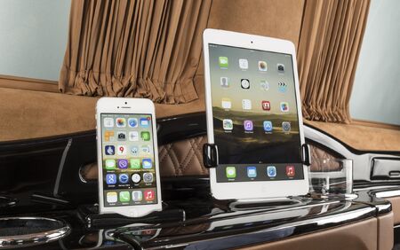 KLASSEN VIP VAN MVD 9012