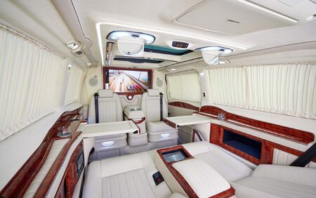 KLASSEN VIP VAN MVD_1303