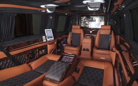 KLASSEN VIP VAN MVD 9009