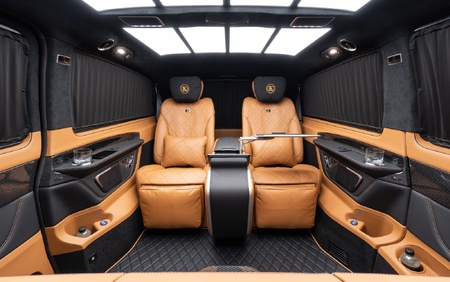 Klassen Mercedes-Benz V-Class V300 AMG Luxury VIP Business Van MVV_1650