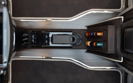 KLASSEN Mercedes-Benz V-Class V300 Luxury VIP First Class Van MVE_1648