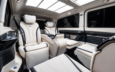 KLASSEN Mercedes-Benz V-CLASS V300 AMG LUXURY VIP BUSINESS VAN - 2024 MVV_2_1713_EN
