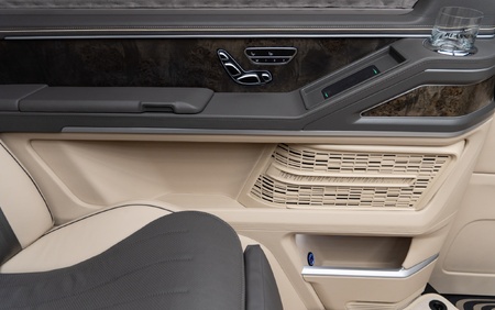 KLASSEN MERCEDES BENZ V-CLASS V300 LUXURY VIP MVV_2_1692_EN