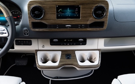 KLASSEN Mercedes-Benz Sprinter 519 LUXURY VIP JETVAN - Bar Toilet MSE_1667