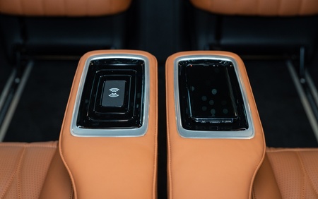 KLASSEN LUXURY VAN MVMH_1544