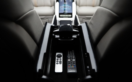 KLASSEN Mercedes-Benz V-Class V300 AMG Luxury VIP First Class Van MVE_1_1698_EN