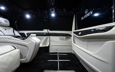 KLASSEN Mercedes-Benz EQV V300 VIP Edition MVV_5_1583_EQV_EN