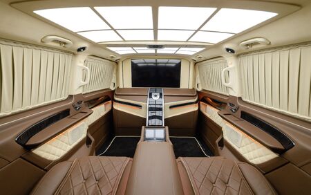 KLASSEN Luxury Van MVA_1412