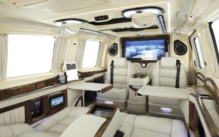 KLASSEN VIP VAN MVD 9004