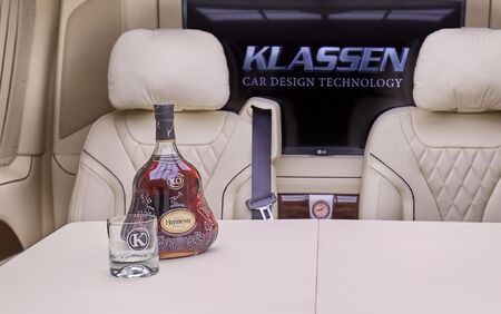 KLASSEN Luxury Van MVA_1344