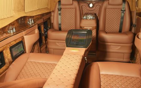 KLASSEN VIP VAN MVD_1304