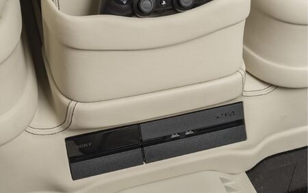 KLASSEN VIP VAN MVD 9015