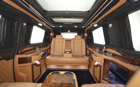 KLASSEN LUXURY VAN MVD_1280