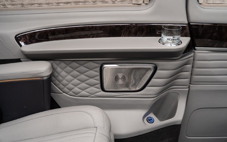 KLASSEN Mercedes Benz V-Class V300 AMG Luxury VIP Business Van MVV_6_1717_EN