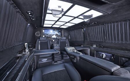 KLASSEN VIP VAN MVD 9031