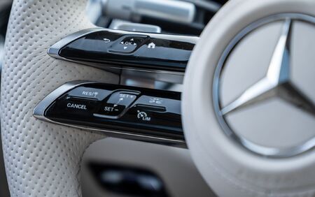 MERCEDES - BENZ S-Class S500 MS500_1482