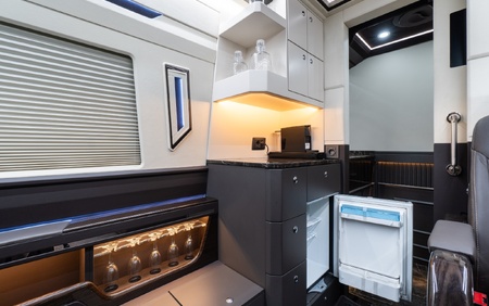 KLASSEN Mercedes-Benz Sprinter 519 LUXURY VIP JETVAN - Bar Toilet MSE_1_1707_EN