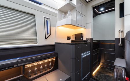 KLASSEN Mercedes-Benz Sprinter 519 LUXURY VIP JETVAN - Bar Toilet MSE_1_1707_EN