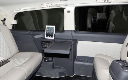 KLASSEN VIP VAN MVD 9005