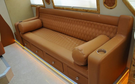 KLASSEN VIP VAN MSE 9002