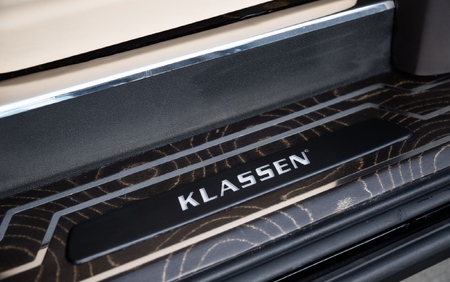 KLASSEN Mercedes-Benz V-Class V300 Luxury VIP First Class Van MVE_1685