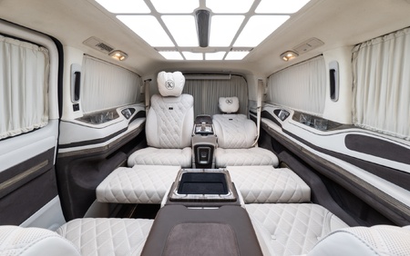 KLASSEN Mercedes-Benz V-Class V300 Luxury VIP First Class Van MVE_1648