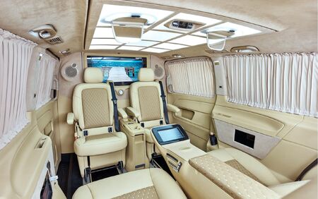 KLASSEN VIP VAN MVD_1311