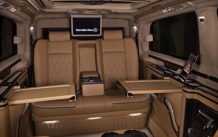 KLASSEN VIP VAN MVD 9006