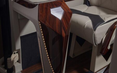 KLASSEN VIP VAN MSE 9007