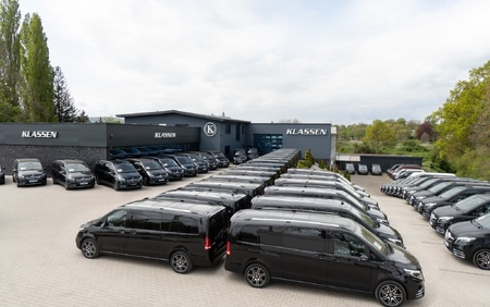 KLASSEN Mercedes-Benz V-Class V300 Luxury VIP First Class Van MVE_1686