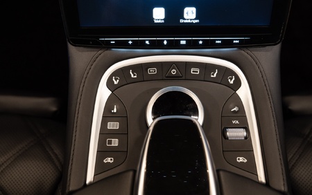 KLASSEN MERCEDES BENZ V-CLASS V300 LUXURY VIP MVV_2_1700_EN