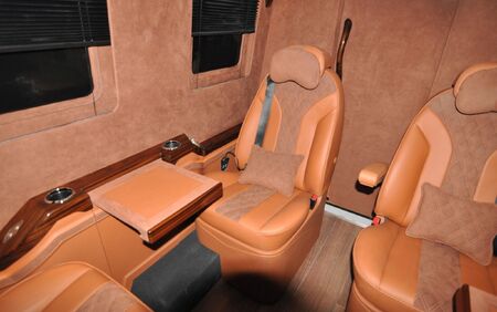 KLASSEN VIP VAN MSE 9012