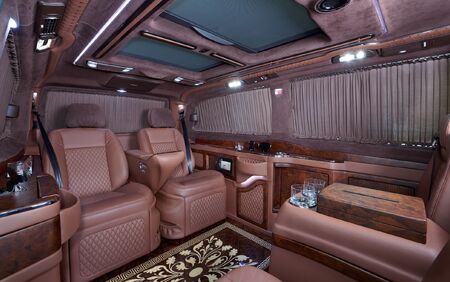 KLASSEN Luxury Van MVD 9029