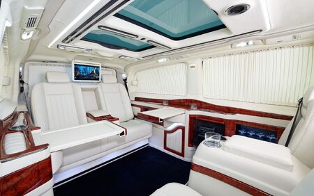 KLASSEN VIP VAN MVD_1303