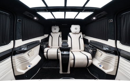 KLASSEN Mercedes Benz V-Class V300 AMG Luxury VIP Lounge MVV_3_1716_EN