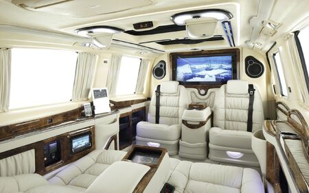 KLASSEN VIP VAN MVD 9004