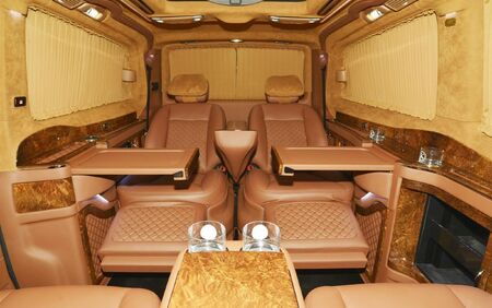 KLASSEN VIP VAN MVD_1304