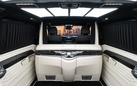Klassen Mercedes-Benz V-Class V300 Luxury VIP Business Van -2024 MVV_1649