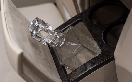 KLASSEN MERCEDES BENZ V-CLASS V300 LUXURY VIP MVV_2_1692_EN