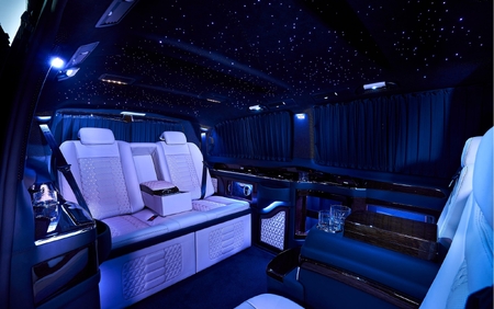 KLASSEN VIP VAN MVD 9042