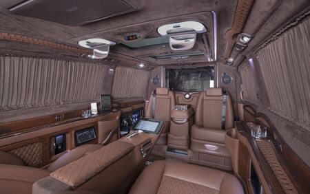 KLASSEN VIP VAN MVD 9019