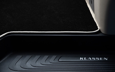 Klassen Mercedes-Benz V-Class V300 Luxury VIP Business Van -2024 MVV_1649