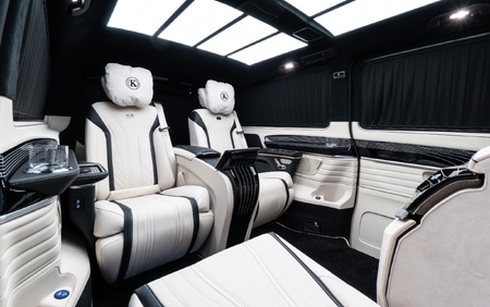 KLASSEN Mercedes Benz V-Class V300 AMG Luxury VIP Lounge MVV_3_1716_EN