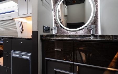 KLASSEN Mercedes-Benz Sprinter 519 LUXURY VIP JETVAN - Bar Toilet MSE_1_1707_EN