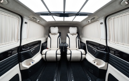 Klassen Mercedes-Benz V300 AMG LUXURY VIP BUSINESS VAN MVV_6_1634_EN