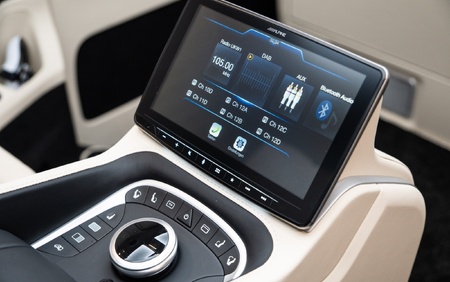 Klassen Mercedes-Benz V-Class V300 Luxury VIP Business Van -2024 MVV_1682