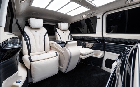 KLASSEN Mercedes-Benz V-CLASS V300 AMG LUXURY VIP BUSINESS VAN - 2024 MVV_2_1713_EN