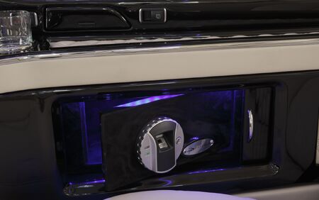 KLASSEN Luxury Van MVD 9010