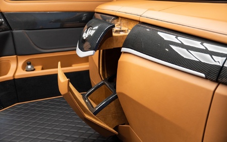 Klassen Mercedes-Benz V-Class V300 AMG Luxury VIP Business Van MVV_1650