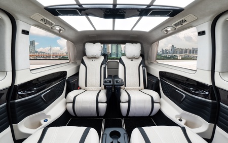 Klassen Mercedes-Benz V300 AMG LUXURY VIP BUSINESS VAN MVV_6_1634_EN